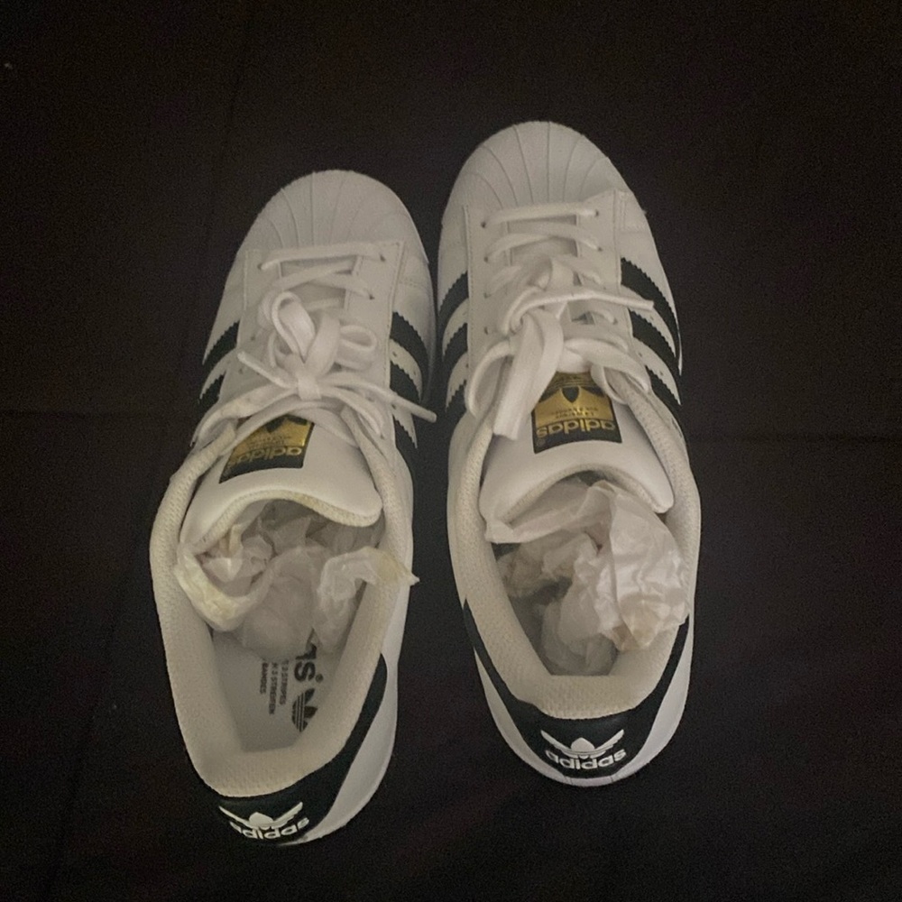 brand new adidas tennis shoes hard shell never been worn